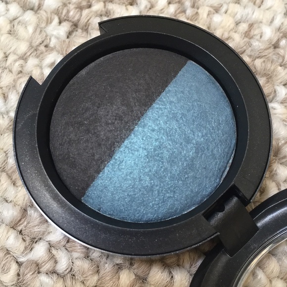 MAC Heaven & Earth Mineralize Eyeshadow Duo - Picture 3 of 5